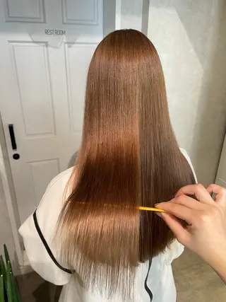 セミロング カラー ナチュラル透明感🌱 小山美樹子のヘアスタイル