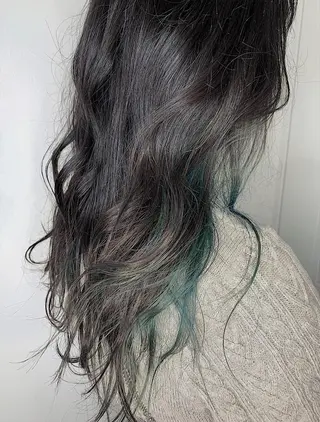 ロング カラー ﾖｼﾅｶﾞﾏﾕ🦕 髪質改善艶カラーのヘアスタイル