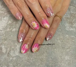 ネイル y' sのネイルデザイン