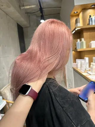 ミディアム ︎🤍W color MIYU‎🤍のヘアスタイル