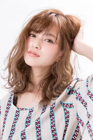 ミディアム ヘアアレンジ graxi'    グラシー所属・ブリーチ/ハイトーン SERINAのヘアスタイル