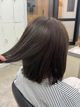 ミディアム leo/ナチュラル/ テーパーフェードのヘアスタイル