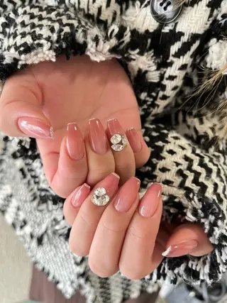 ロング ネイル apopi's所属・apopis＊ close23:00のネイルデザイン