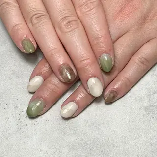 ネイル atelier　FIORITURA所属・FIORITURA aiのネイルデザイン