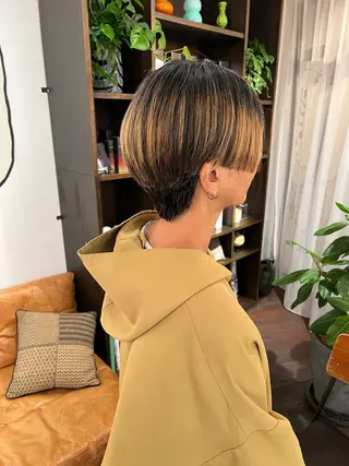 ショート デザインパーマ 加藤園のヘアスタイル