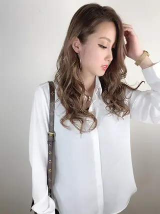 ロング 可児 令路のヘアスタイル