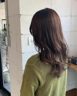 ロング やりすぎないパーマ ニュアンスパーマのヘアスタイル