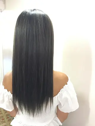 ロング カラー IwAsh大和駅前店所属・IwAsh大和駅前店 河野亜里香のヘアスタイル