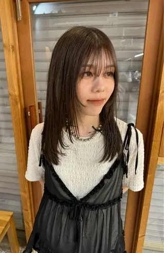カラー まえだ にちかのヘアスタイル