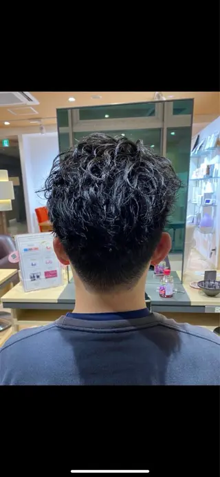 メンズ メンズ特化/フェザー /パーマ/伊勢元のヘアスタイル