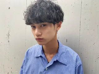 パーマ メンズ 🤎カット/ブリーチ /縮毛矯正/大宮🤎のヘアスタイル