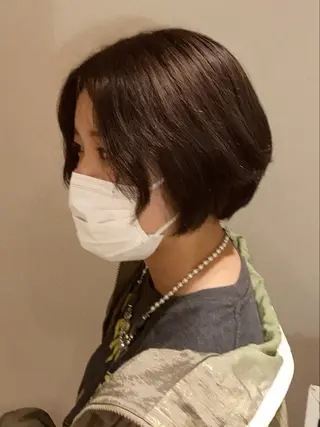ショート カラー hiiro/ 亀山桃瀬のヘアスタイル