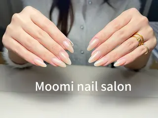 ロング Moomi nail salonのネイルデザイン