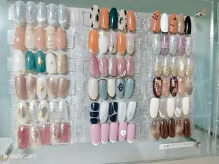 ネイル SYR所属・SYR nail salonのネイルデザイン