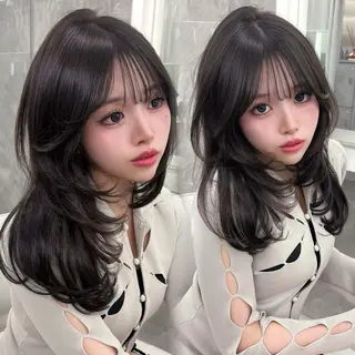 セミロング MAEUL ／shioriのヘアスタイル