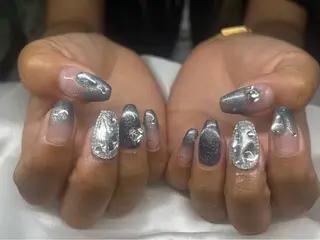 ネイル y. kananのネイルデザイン