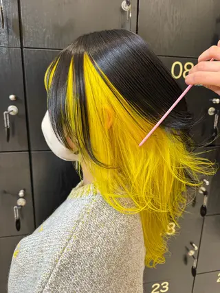 カラー 伊藤 柚奈のヘアスタイル