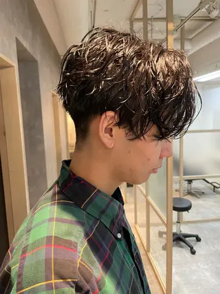 ショート パーマ 渋谷 メンズ 木下 仁来のヘアスタイル