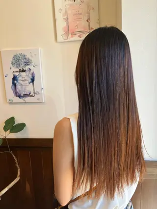 ロング reFREO所属・ダメージレスカラー 髪質改善reFREOのヘアスタイル