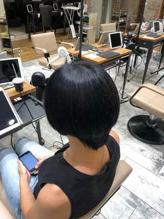 ショート 新宿/透明感カラー/ 髪質改善/早野大空のヘアスタイル