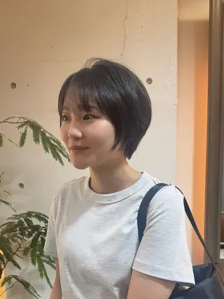 ショート タツキ/レイヤー/ パーマ/艶カラーのヘアスタイル