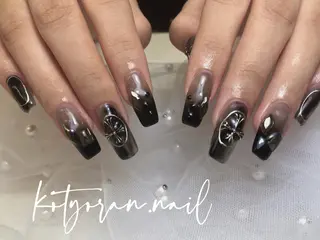 ネイル モナ& ミユのネイルデザイン