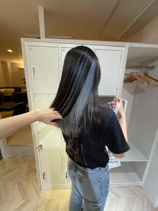 セミロング カラー akane .のヘアスタイル