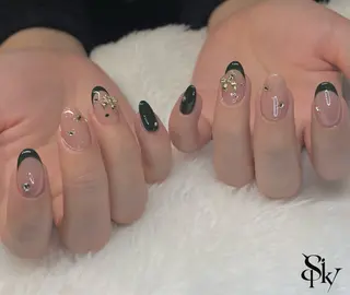 ネイル Spiky とうげ ふうかのネイルデザイン