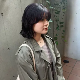 ミディアム パーマ 大橋 芽衣のヘアスタイル