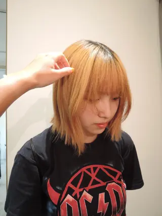 ミディアム YUI／レイヤー カット/透明感カラーのヘアスタイル