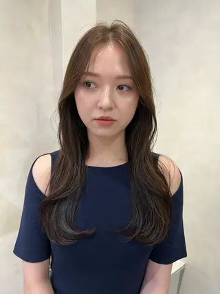 ロング カラー ヘアアレンジ IVY joure Suzu.のヘアスタイル
