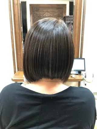ミディアム カラー 白髪ぼかし脱白髪染め 大塚綾のヘアスタイル