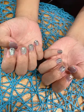 ネイル iiloo aromaworksのネイルデザイン