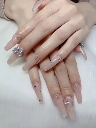 ネイル UniqueNail 長さだし専門店のネイルデザイン