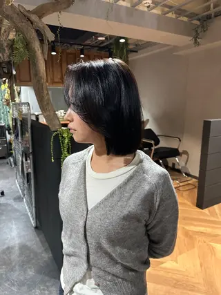 ショート カラー レイヤーブリーチ特化 ホワイト専門/岸のヘアスタイル