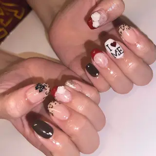 ミディアム Amo所属・Amo nailのネイルデザイン