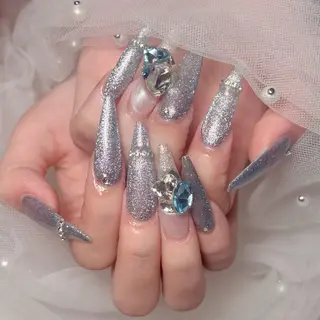 ロング Iris byEMILIAnail所属・Iris anjuのネイルデザイン