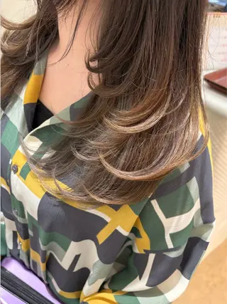 セミロング カラー 瀧澤 一真のヘアスタイル