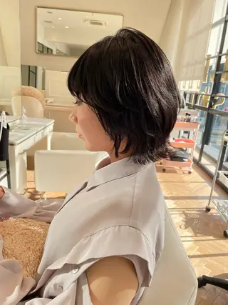 ショート ELLE salon サエのヘアスタイル
