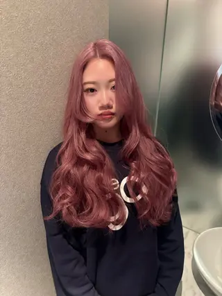 ロング カラー ヘアアレンジ ミルクティー/ピンク カラー/ みう🎀のヘアスタイル