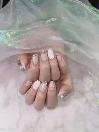 ネイル 🦋ネイルサロン ブラン🌈ゆりのネイルデザイン