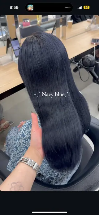 ロング カラー 暗髪🩶ラベンダー/ ブルー/ユウナ🤍のヘアスタイル