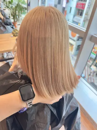 セミロング カラー 新宿/レイヤー/ ブリーチ/西川翔真のヘアスタイル