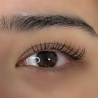 マツエク・マツパ OKIKA所属・【OKIKA】 らん🦖🌈🧡のマツエク・マツパデザイン