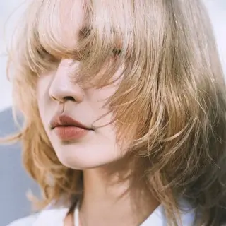 ミディアム カラー bloc japon所属・ﾌﾞﾚｲｽﾞ˚✧₊⁎ ﾚｲﾔｰToriのヘアスタイル