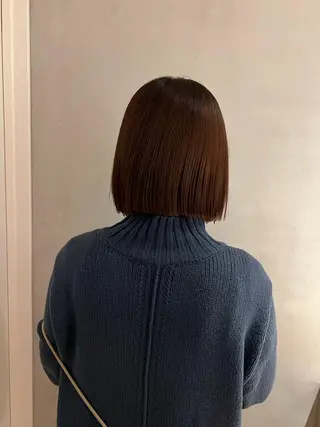 ミディアム ミルクティーベージュ outaのヘアスタイル