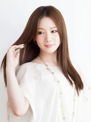 ロング Trip by NYNY（トリップ）のヘアスタイル