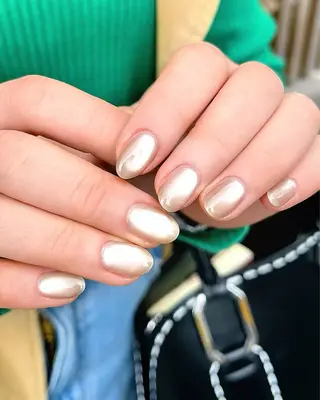 ネイル 宮澤 朱里のネイルデザイン