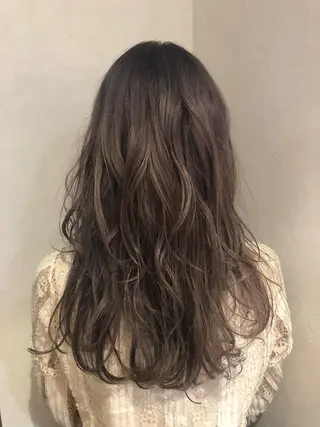 ロング カラー bococa りんのヘアスタイル