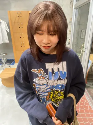 カラー wewe: momoeのヘアスタイル